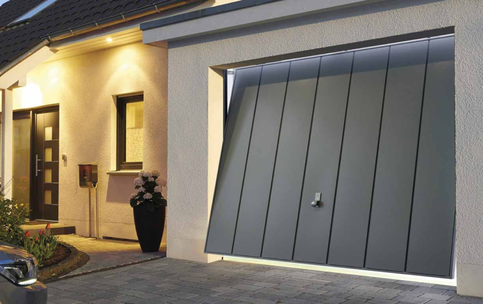Les nombreux avantages d’un Contrat d’entretien personnalisé pour les portes de garage